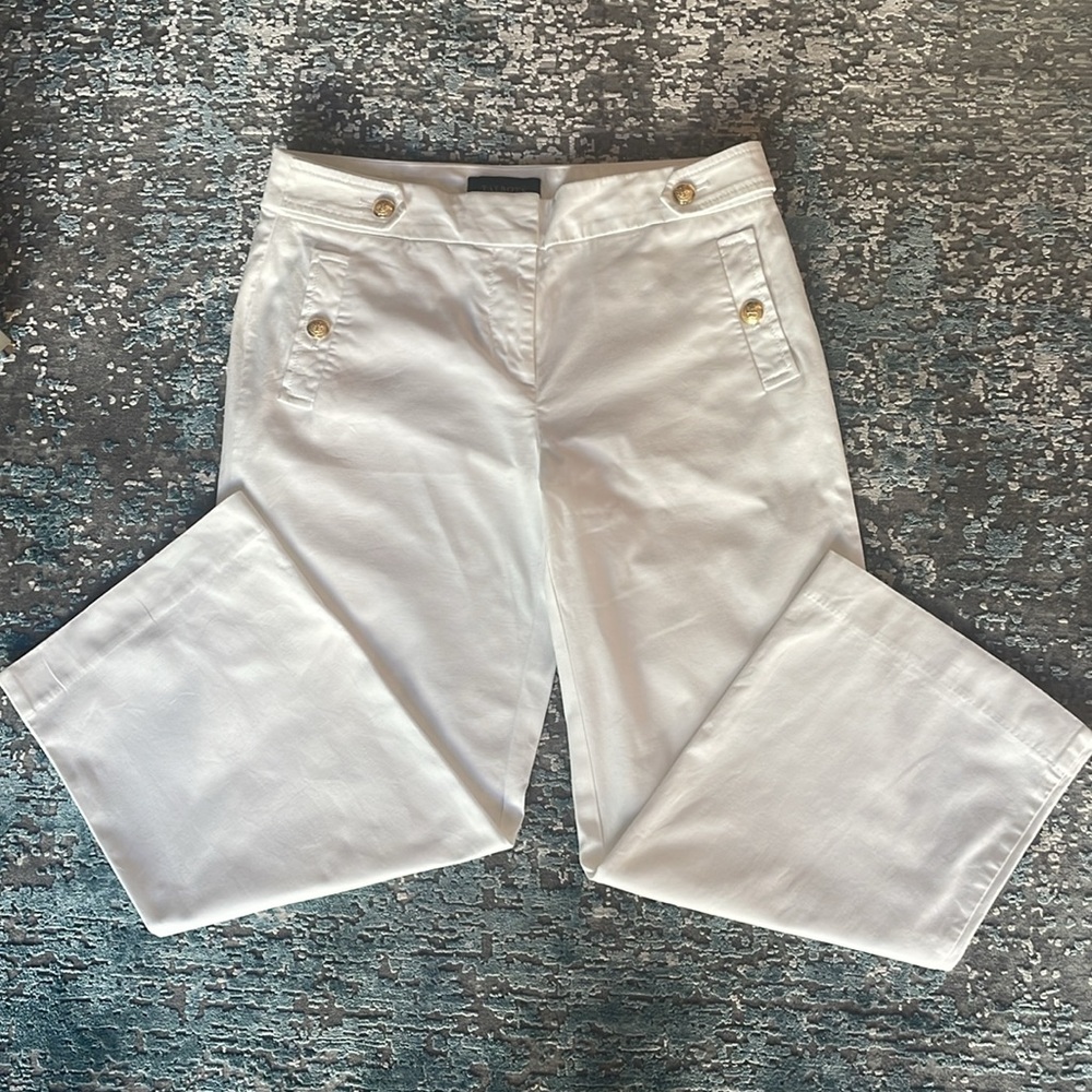 Talbots Summer White with Gold T Buttons Ankle Length Cotton Pants Size 2